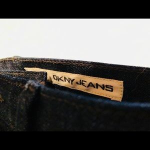 DKNYC Jeans - DKNY SOHO SKINNY CROP JEANS DKNYC Jeans - DKNY SOHO SKINNY CROP JEANS